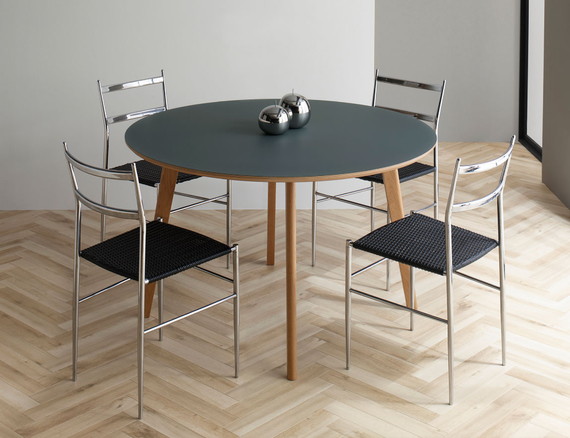 AX ダイニングテーブル ラウンド天板【無垢脚/4本脚】